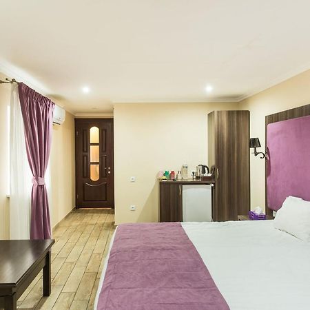 Hotel Baron Oldenburg Bagian luar foto