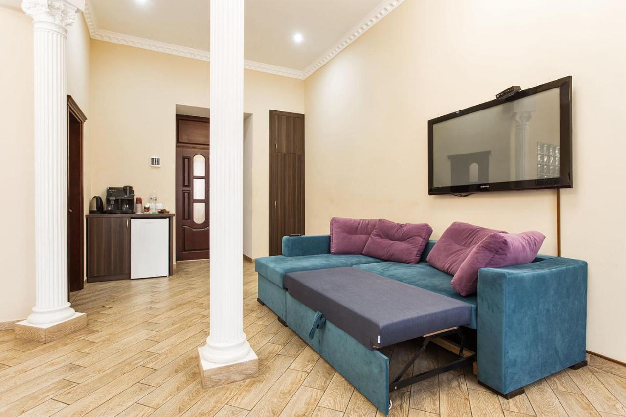 Hotel Baron Oldenburg Bagian luar foto