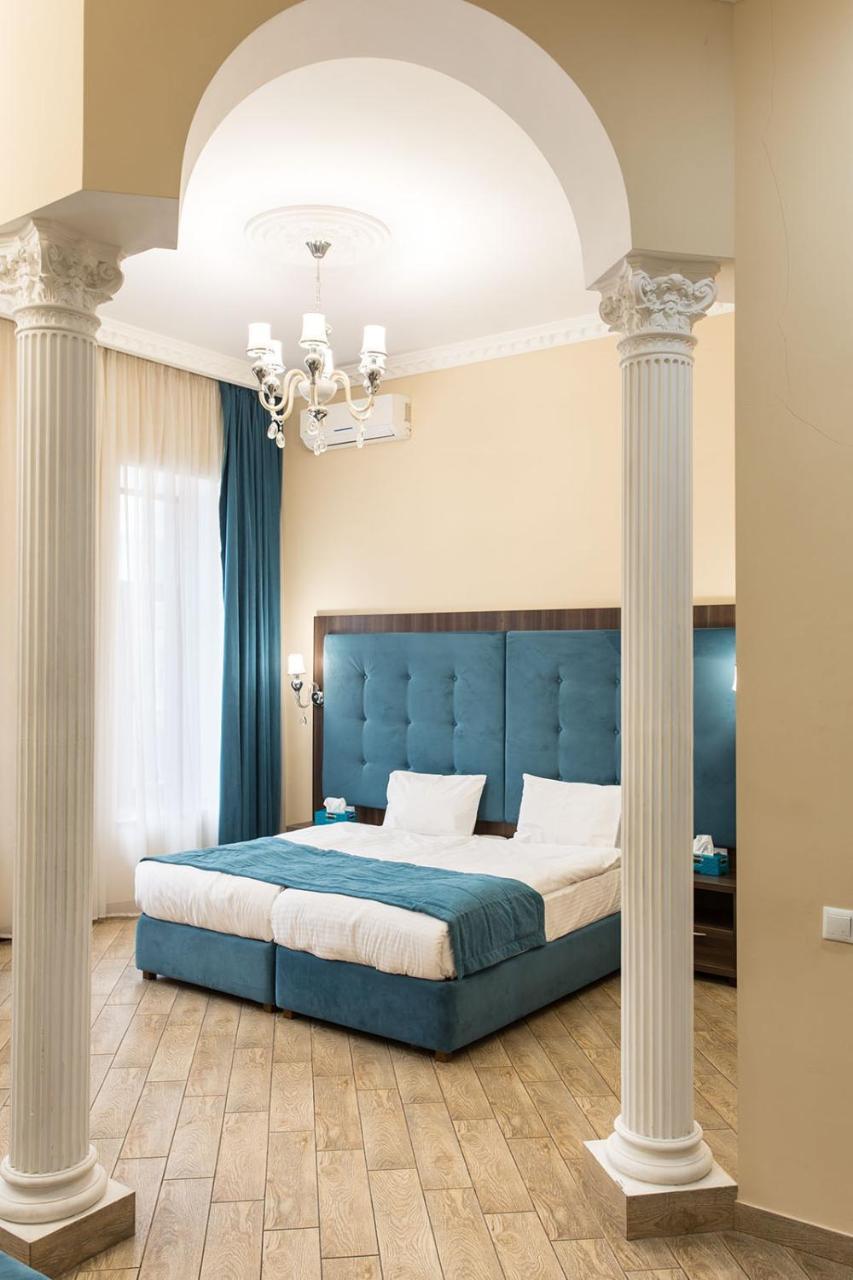 Hotel Baron Oldenburg Bagian luar foto