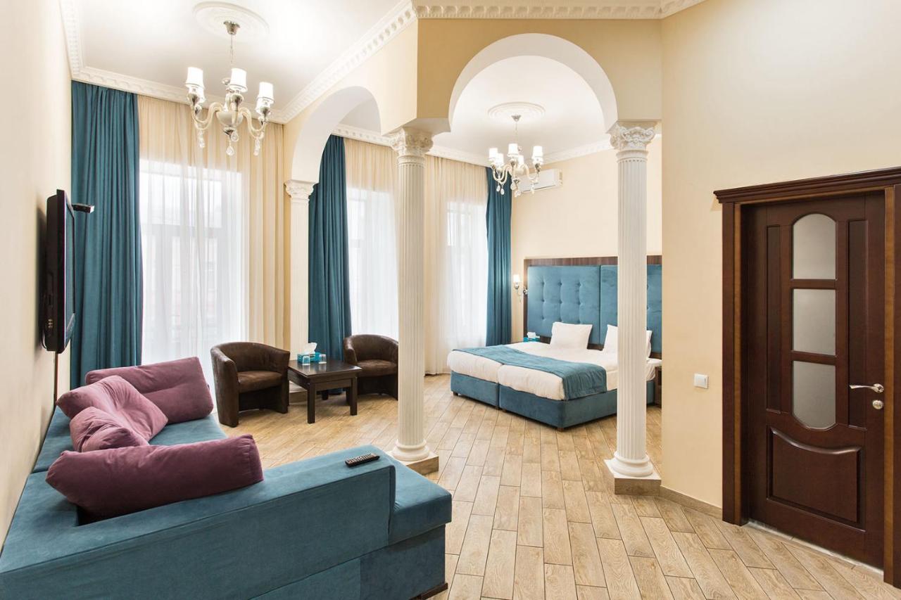 Hotel Baron Oldenburg Bagian luar foto
