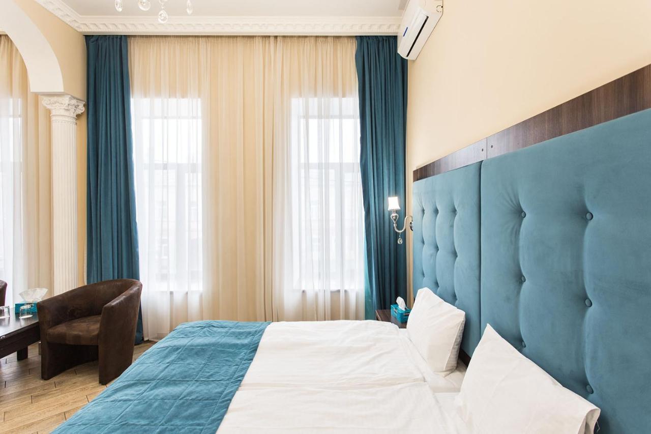 Hotel Baron Oldenburg Bagian luar foto