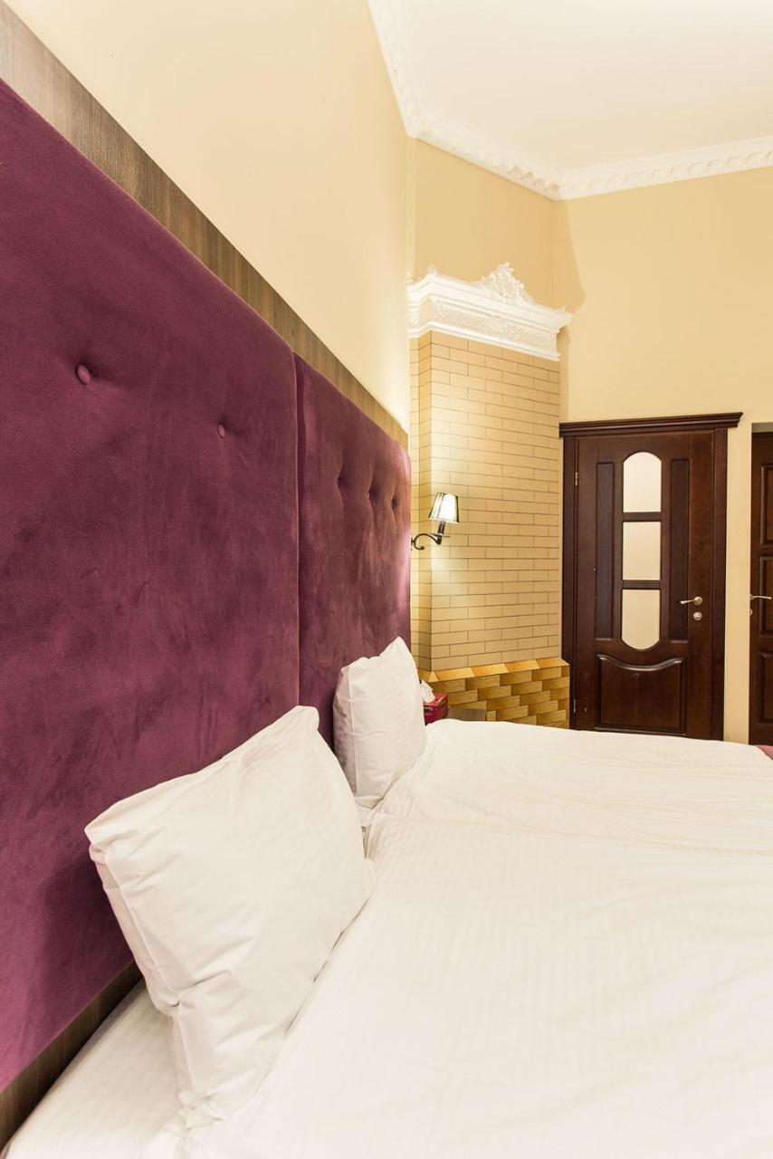 Hotel Baron Oldenburg Bagian luar foto
