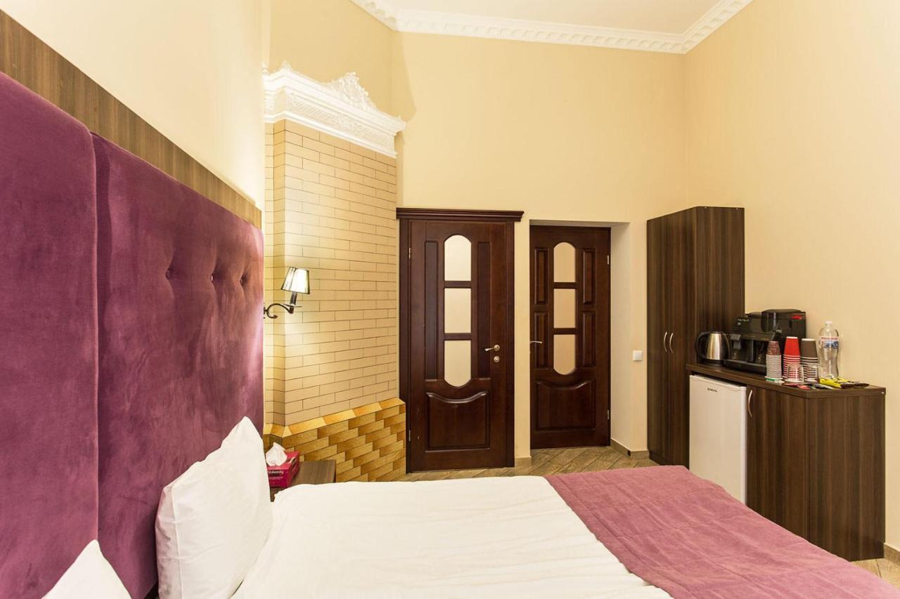 Hotel Baron Oldenburg Bagian luar foto