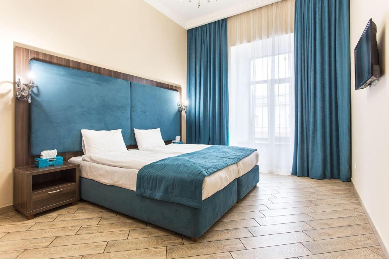 Hotel Baron Oldenburg Bagian luar foto