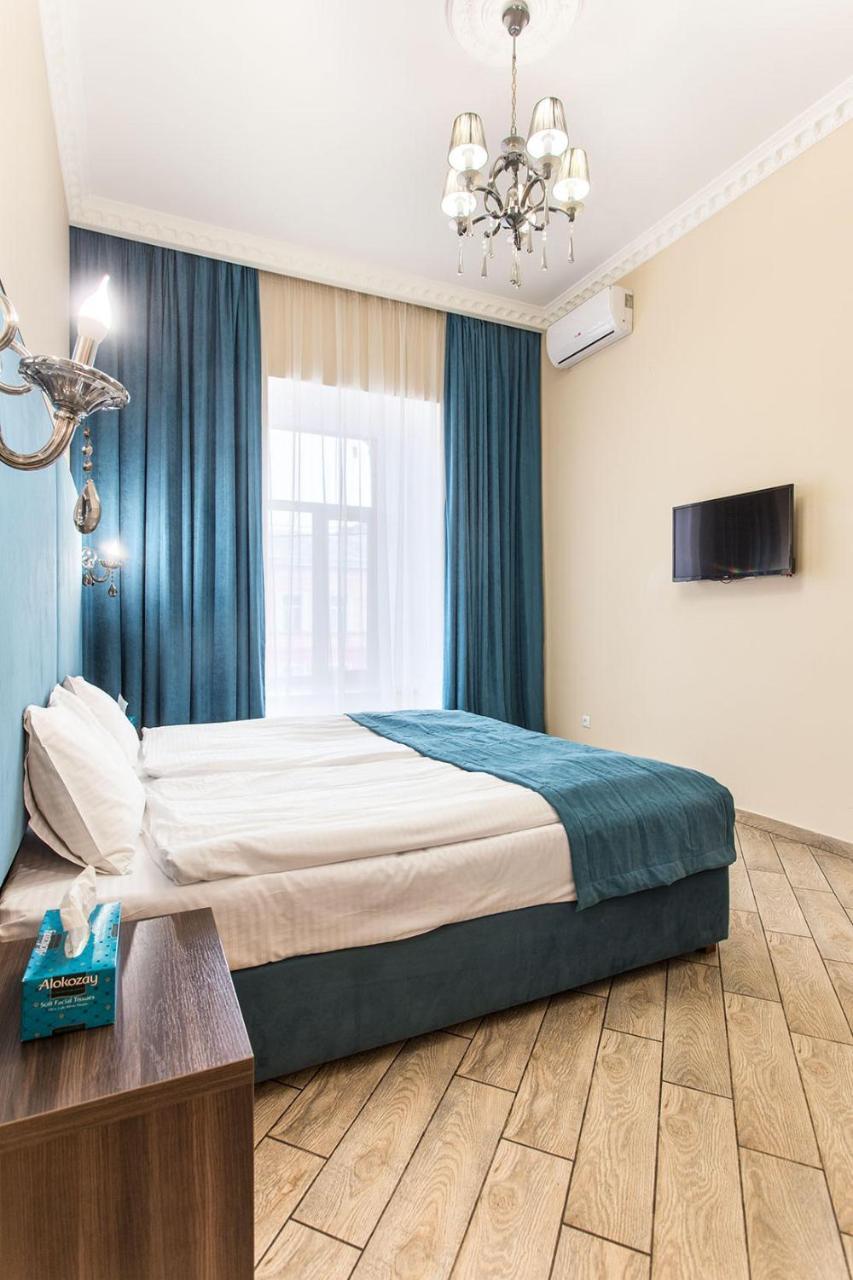 Hotel Baron Oldenburg Bagian luar foto
